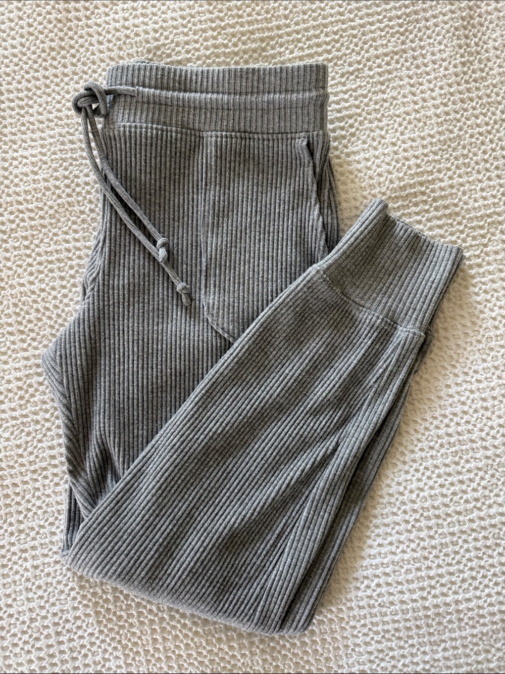 Haven - women’s Gray Ribbed Knit Pant